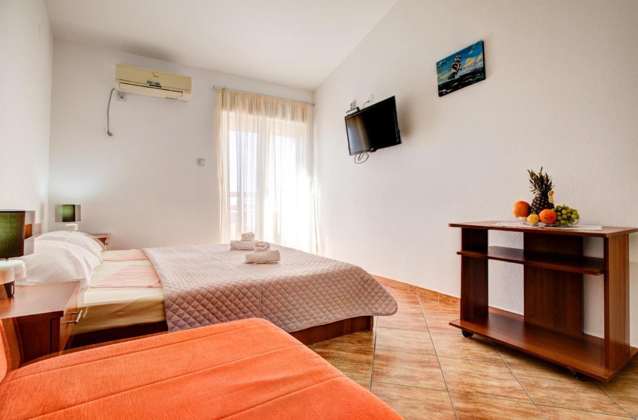 Villa Savovic Petrovac Exterior photo